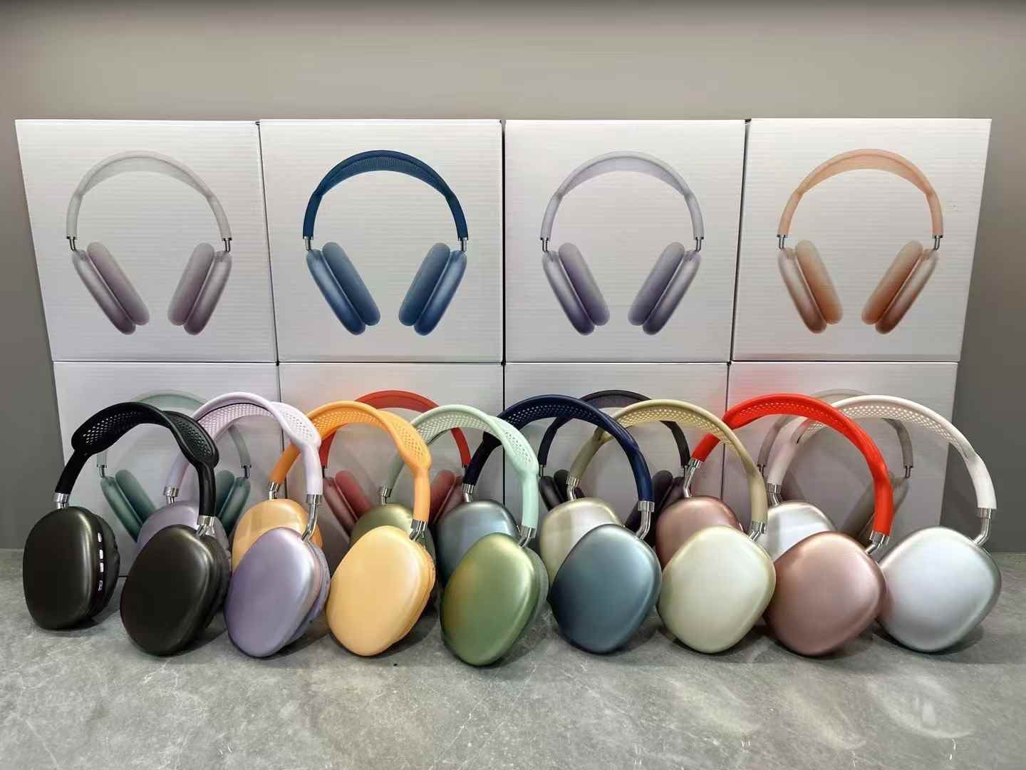 Over-ear headphones at Runda Technologies